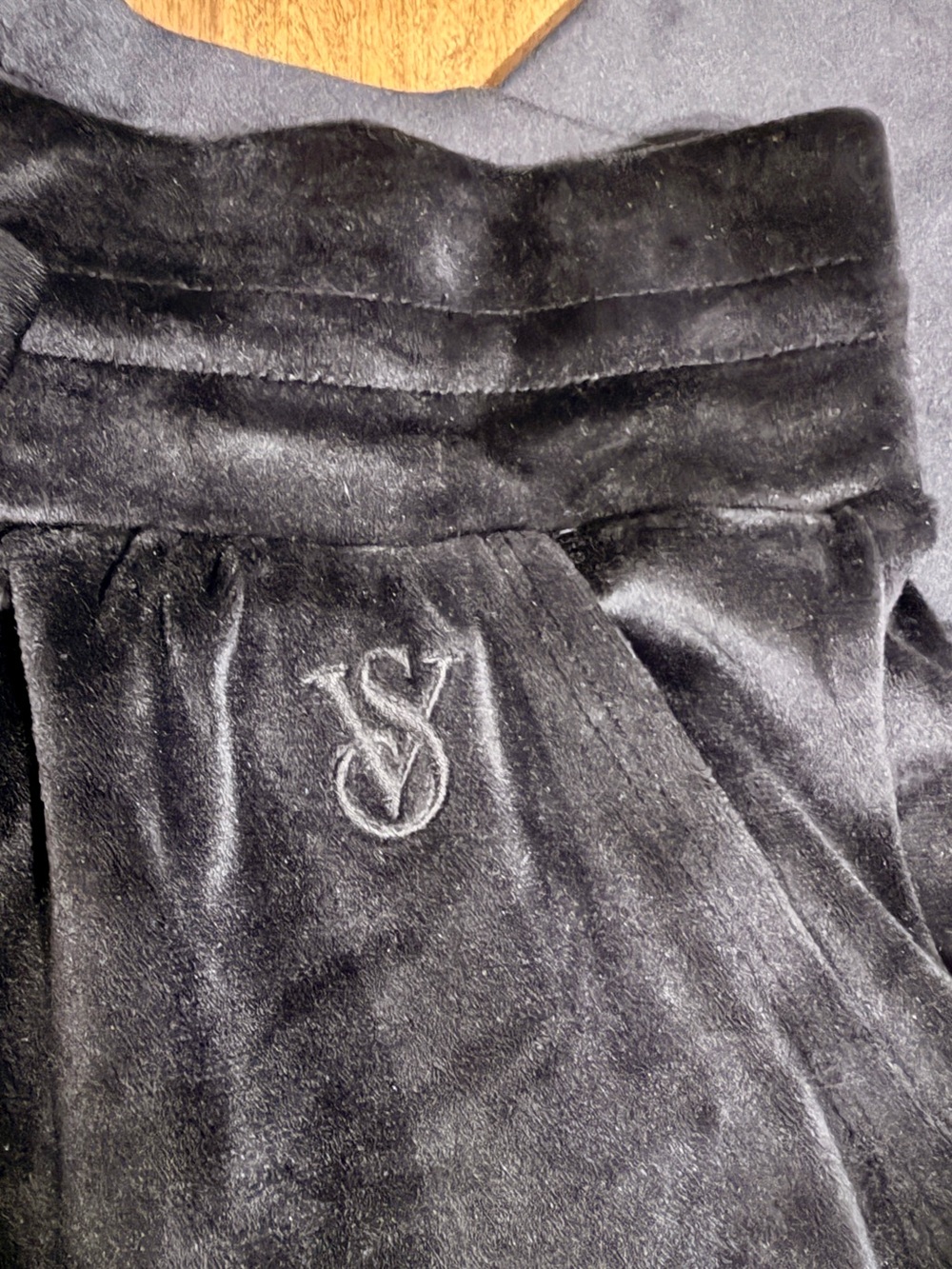 Victoria's Secret Joggers Black Velour Small